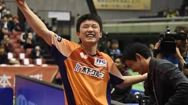 2018全日本乒乓球锦标赛男子决赛 张本智和4-2战胜水谷隼