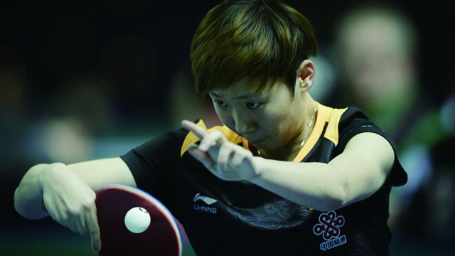 乒乓球世界杯1/4决赛集锦：王曼昱VS张安
