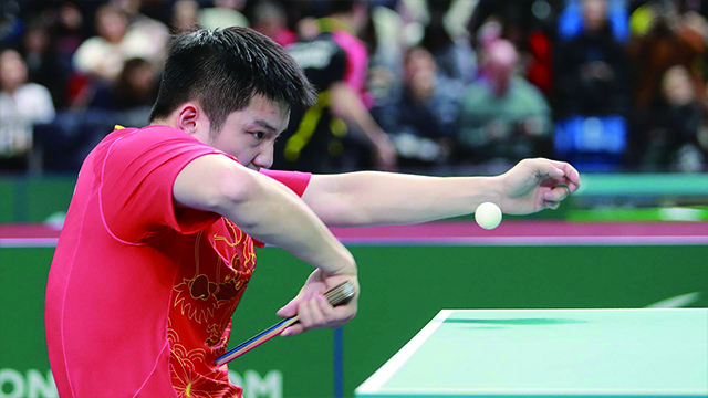 【集锦】乒乓世界杯半决赛：慢热小胖对拉猛将皮奇福德