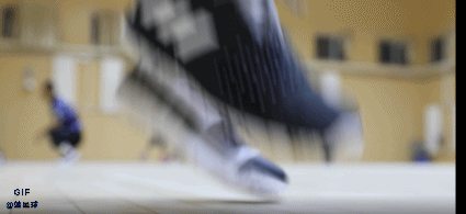 高抬腿gif.gif