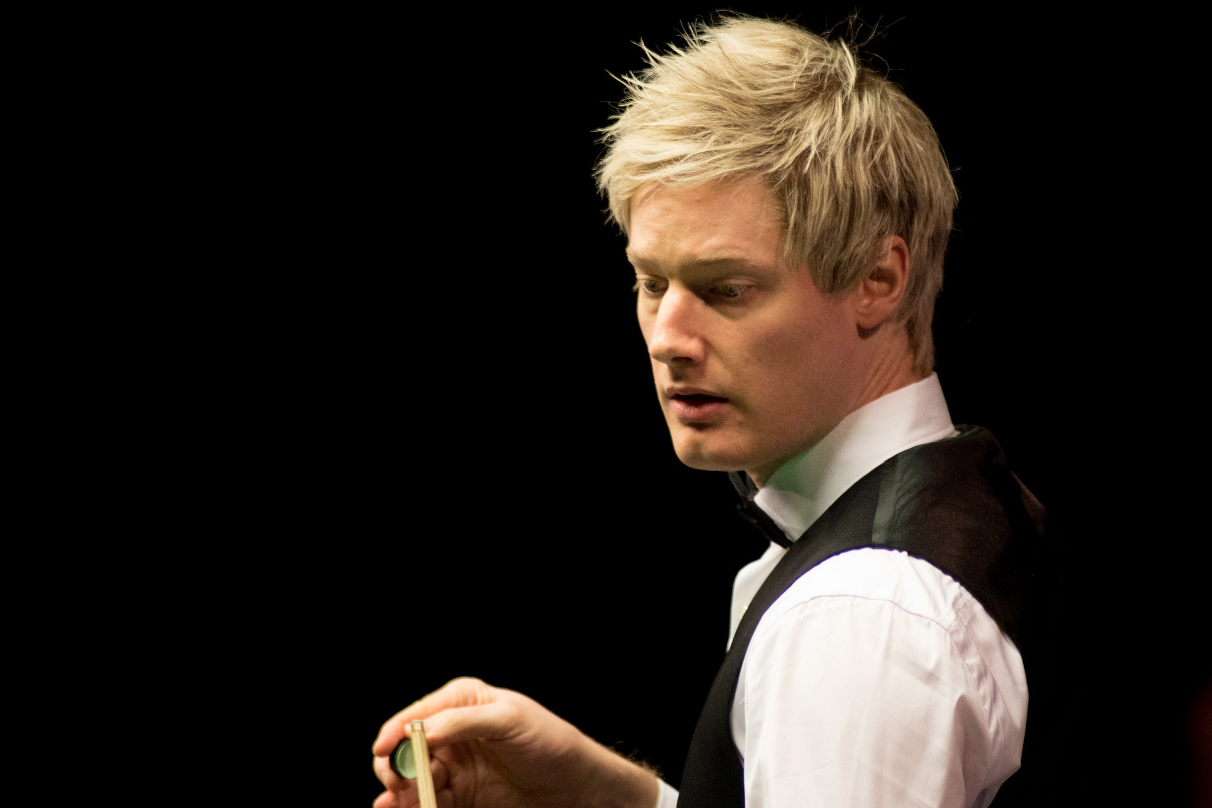 Neil-Robertson-pic-111.jpg