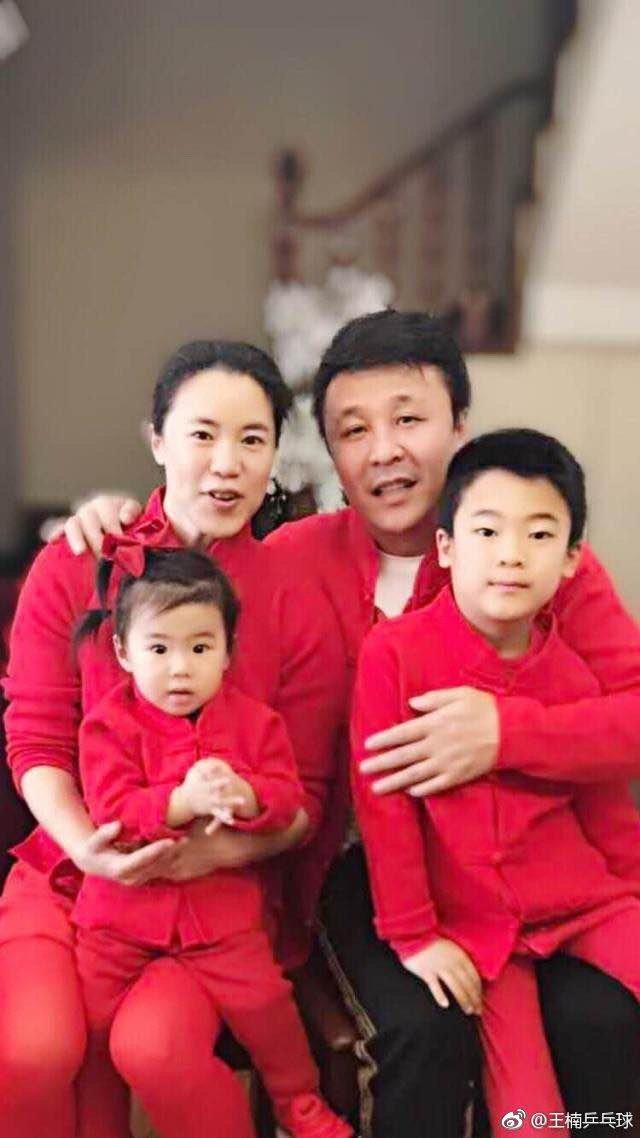 手握24个世界冠军，嫁富商住上亿豪宅，今自创业火爆半个中国