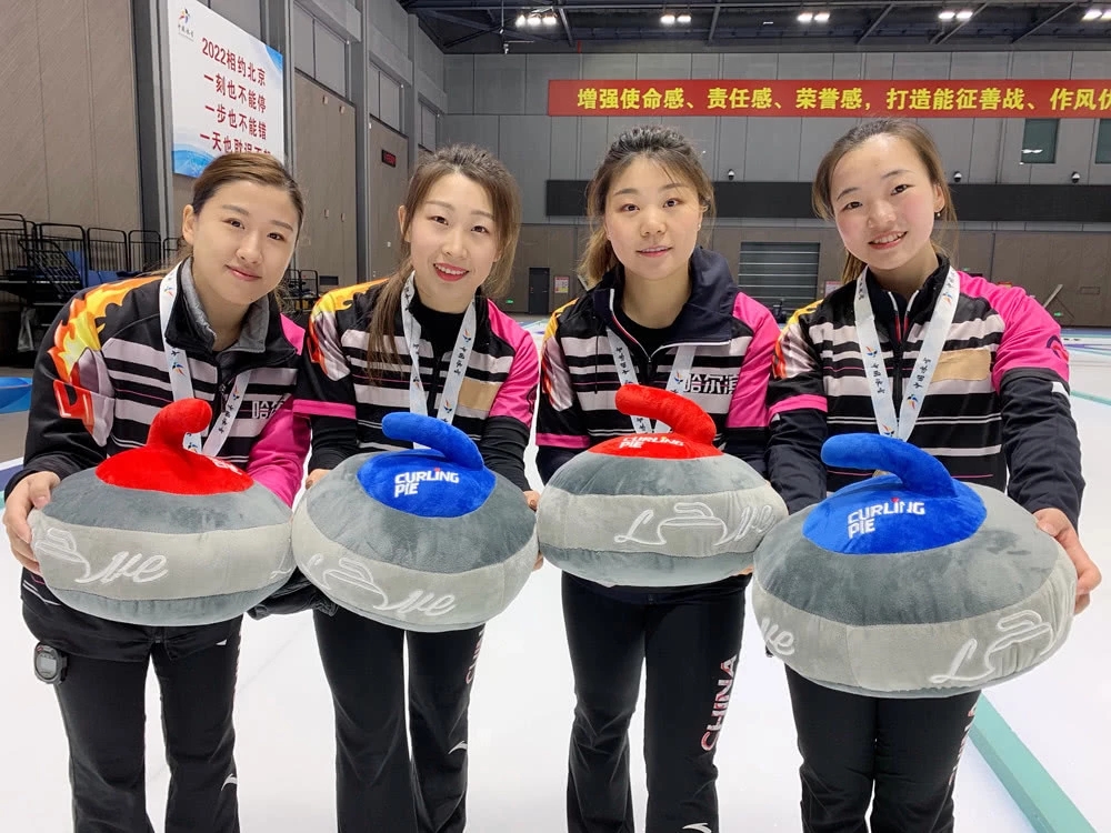 爆冷战胜日本夺冠 中国冰壶队新赛季一金