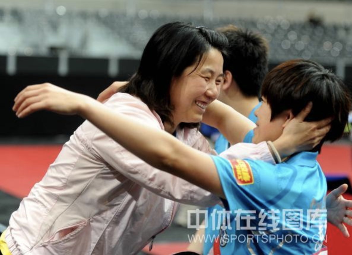 她是乔红,中国乒乓球历史上最著名的"女二号",也是前后两任"乒乓