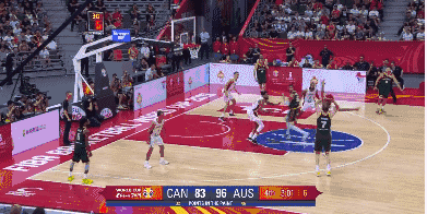 英格尔斯压哨三分命中.gif