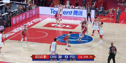 赵继伟外线命中三分.gif