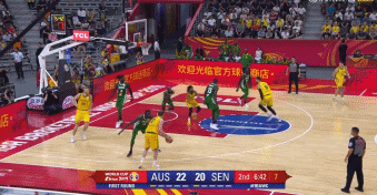 博古特同秀空接暴扣.gif