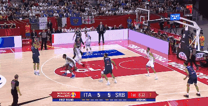 波格丹诺维奇三分再次命中.gif