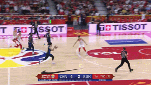 翟晓川追身血帽.gif