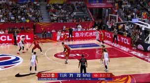 奥斯曼突破关键取分.gif