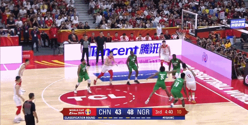 阿联暴扣.gif