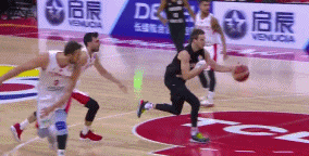 阿伯克龙比空切暴扣.gif
