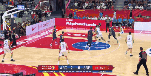 坎帕佐三分命中.gif