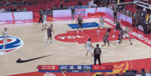 斯科拉外线飚中三分还以颜色 (1) (1).gif