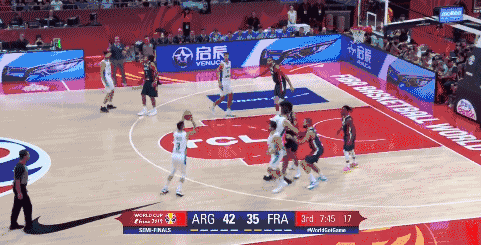 维尔多萨三分.gif
