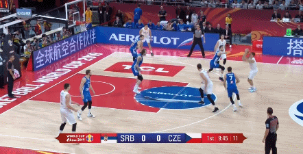波洛丹诺维奇三分.gif
