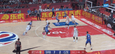 博哈西克三分 (1).gif