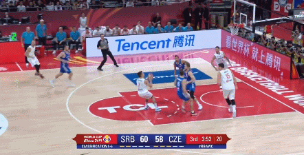 约基奇补篮得分.gif