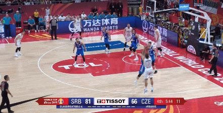 波格丹诺维奇三分再中！！！.gif