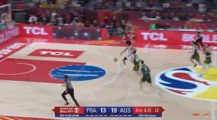 拉贝里飞身暴扣.gif