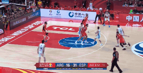 拉普罗维拖拉三分.gif