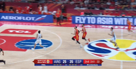 戴克反击暴扣.gif