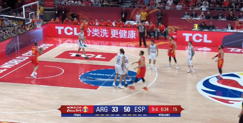 小埃尔南戈麦斯暴扣.gif