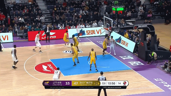 芬森接球就投三分打进.gif