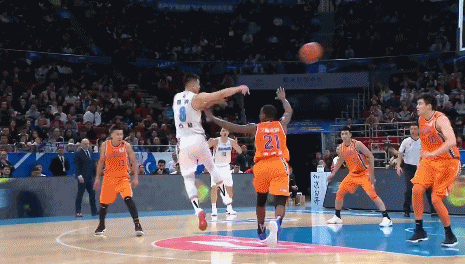 翟晓川骑马射箭2+1.gif