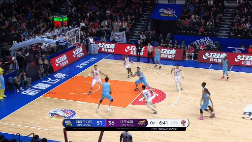 范子铭跟进上篮2+1.gif
