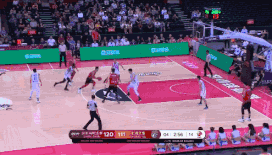 王瞳大帽贺希宁罗汉琛三分命中上海重燃希望.gif