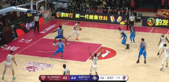 胡珑贸大帽朱旭航.gif