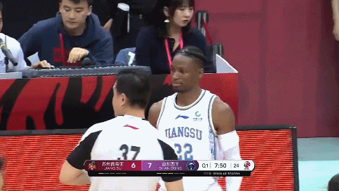 吉布森登场 申诉成功，正常参赛.gif