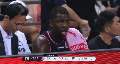 尼克尔森.gif