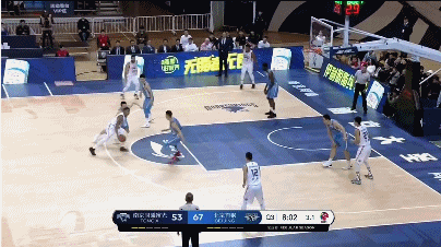 尤度“单人拦网”式盖帽约瑟夫杨.gif