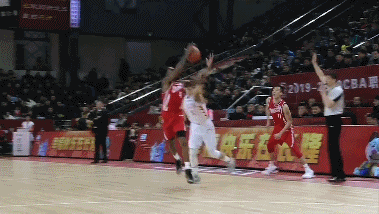 亚当斯6犯毕业.gif