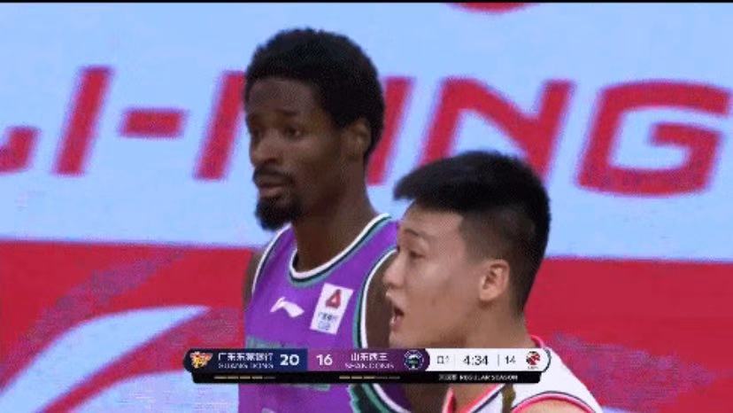 曼尼-哈里斯cba首秀 哈德森手感不佳山东首节落后广东