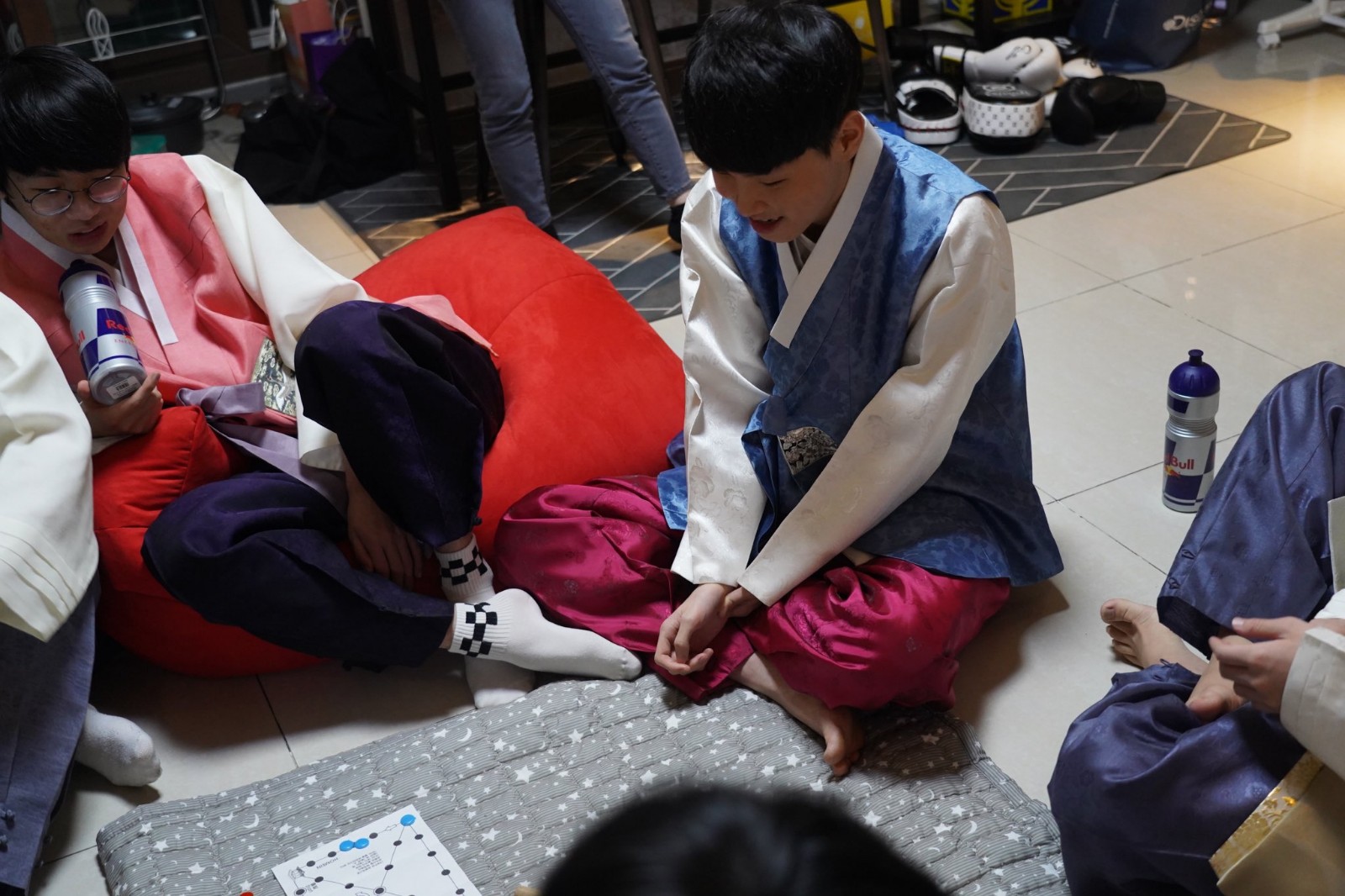 DRXæ´æ°æ°å¹´è´ºå¾ï¼ç©¿é©ææå¹´çéæä»¬