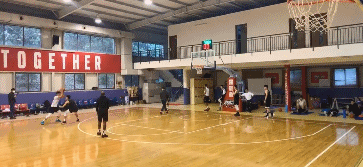 贺希宁.gif