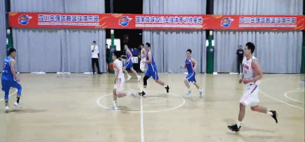 旋转上篮命中.gif