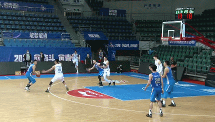 王哲林大帽.gif