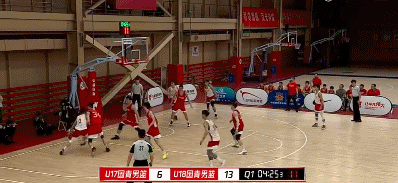 抢断反击打进.gif