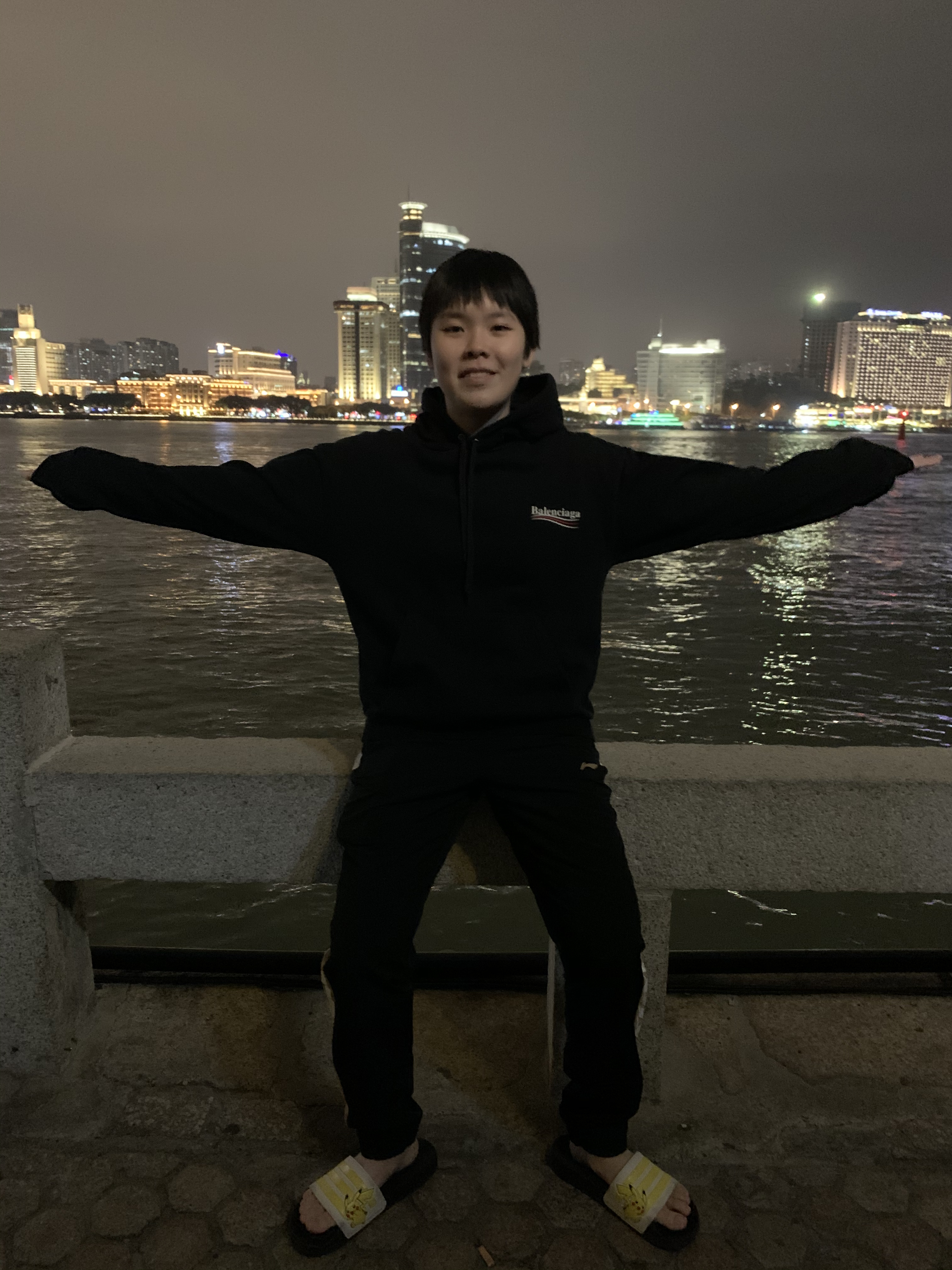 吴堇薇3.jpg
