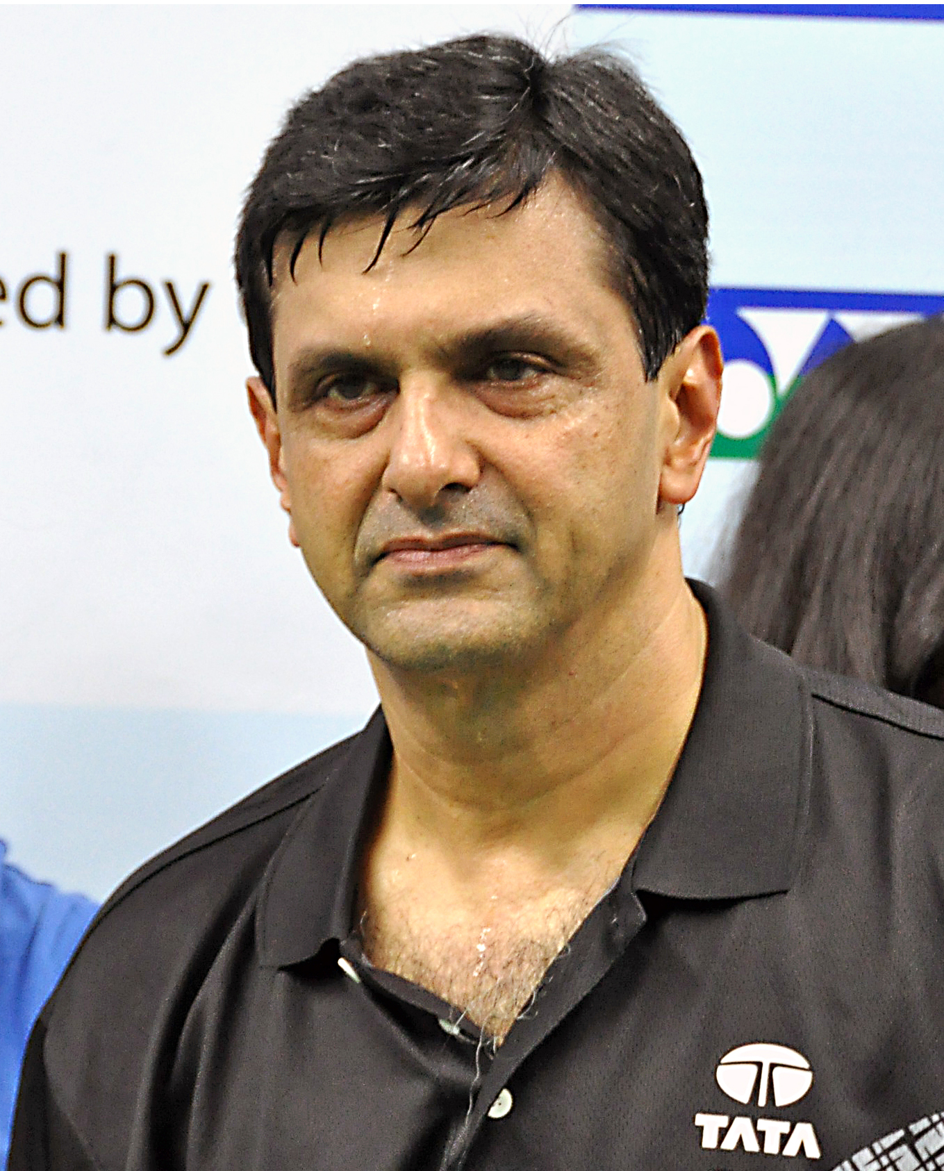 Prakash_Padukone_at_the_Tata_Open_championship.jpg