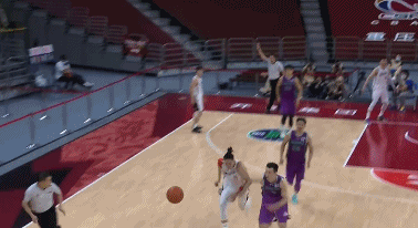 沈梓捷6犯离场.gif