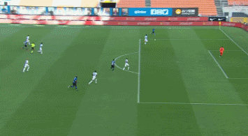 卢卡库.gif