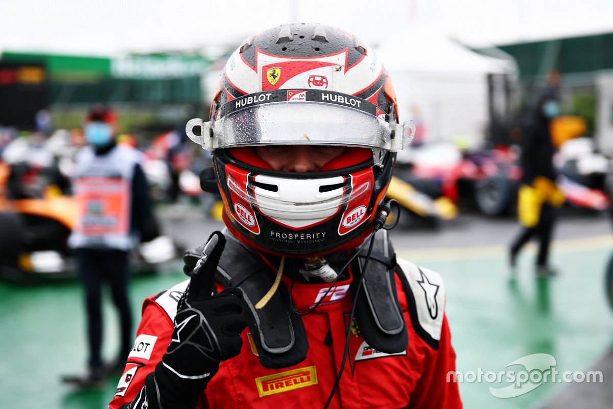 Pole sitter Callum Ilott, UNI-Virtuosi