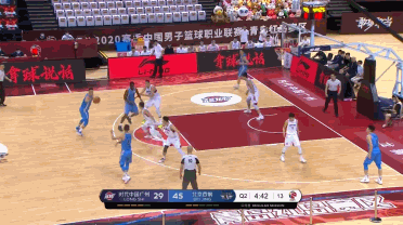 翟晓川、尤度.gif