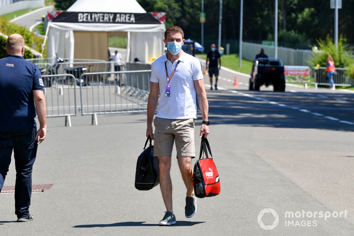 Paul di Resta, Sky, TV arrives at the track