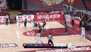 王薪凯3分命中.gif